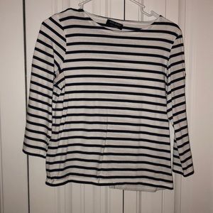 Navy and white striped quarter length sleeve top
